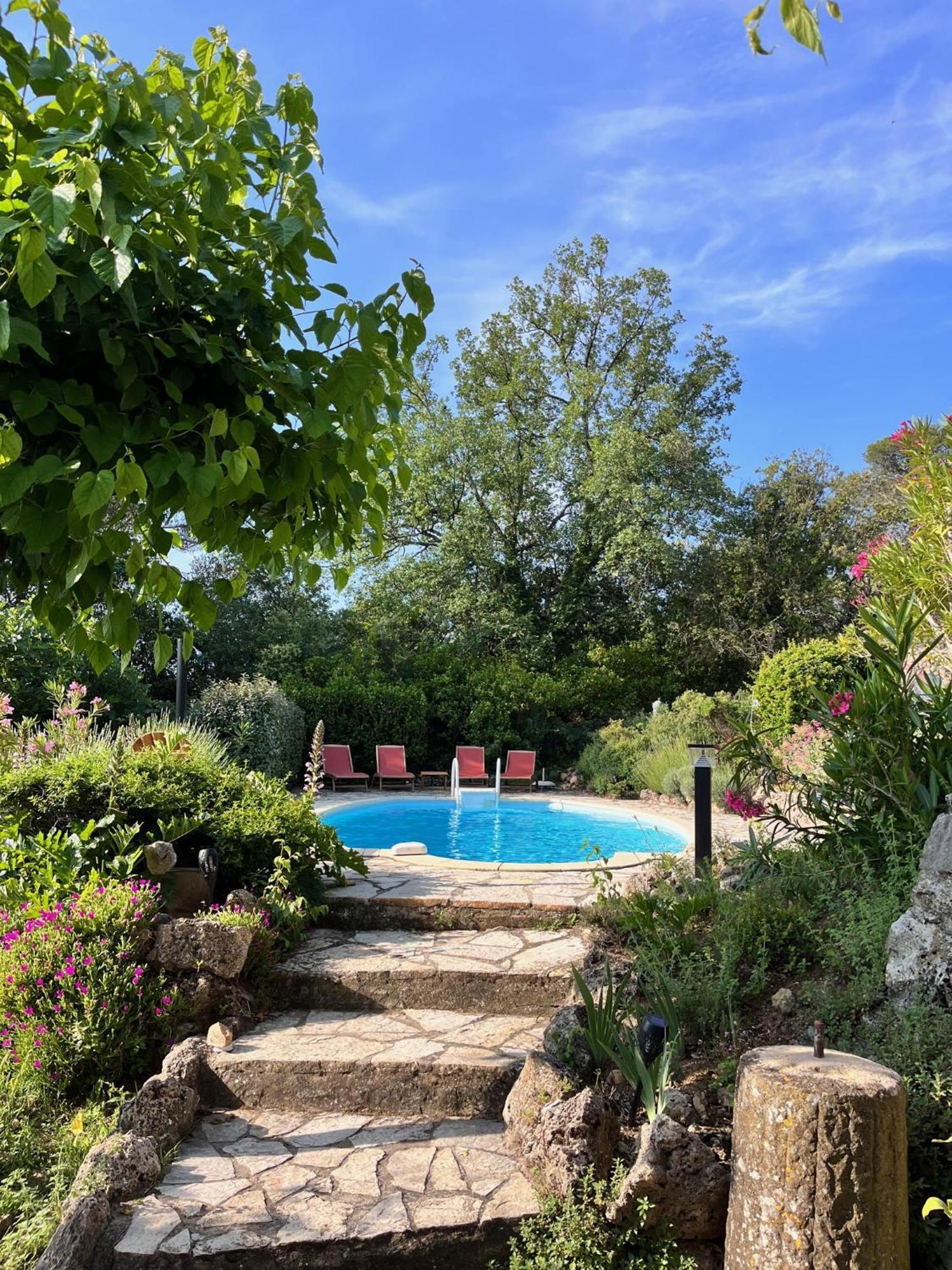 La Parenthese Du Var - Chambre D'Hotes Petits Dejeuners Inclus Et Terrasse Ombragee Saint-Antonin-du-Var Exterior foto